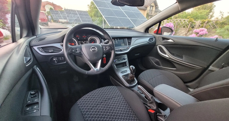 Opel Astra cena 51906 przebieg: 33000, rok produkcji 2019 z Blachownia małe 326